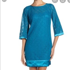 💜 Gorgeous teal lace dress 💜